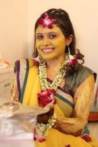 Fresh Flower Jewellery in Gurgaon For Mehndi Sangeet Flower Jewellery in Gurgaon